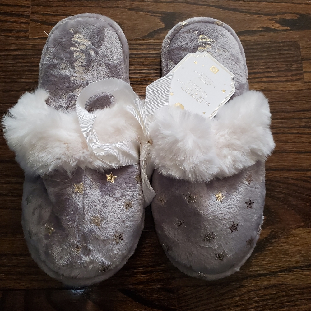 Slippers pottery barn teen size xl  NWT